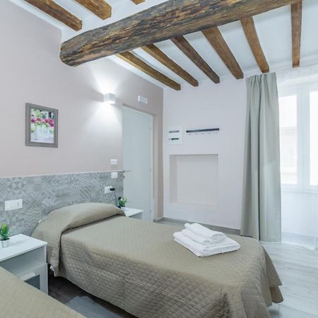 Hotel Residenza Borgo Guazzo Parma Exterior foto