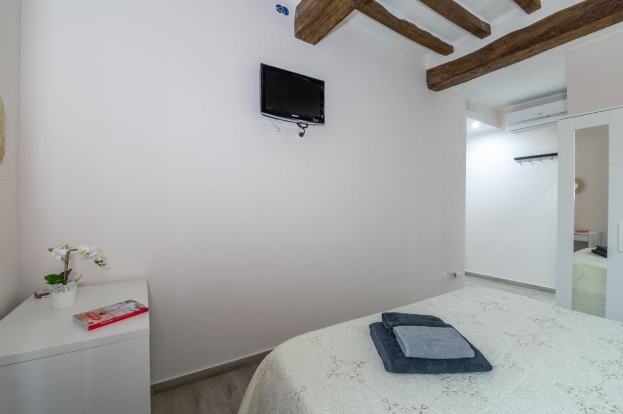 Hotel Residenza Borgo Guazzo Parma Exterior foto